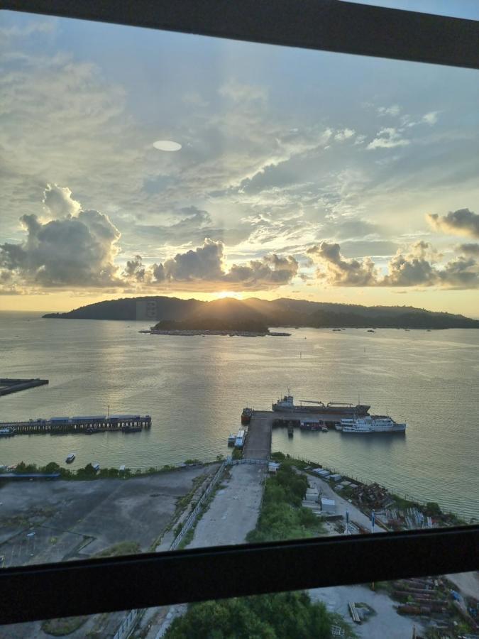 Nana Homestay - Jesselton Quay Kota Kinabalu Exteriör bild
