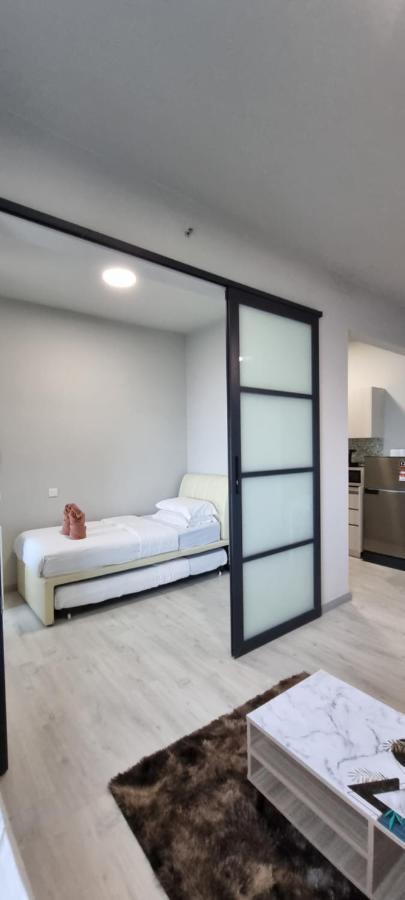 Nana Homestay - Jesselton Quay Kota Kinabalu Exteriör bild